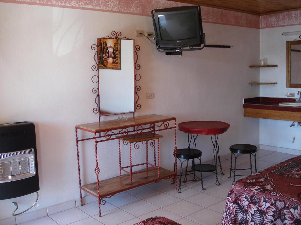 Paraiso Del Bosque Hotel Creel Room photo