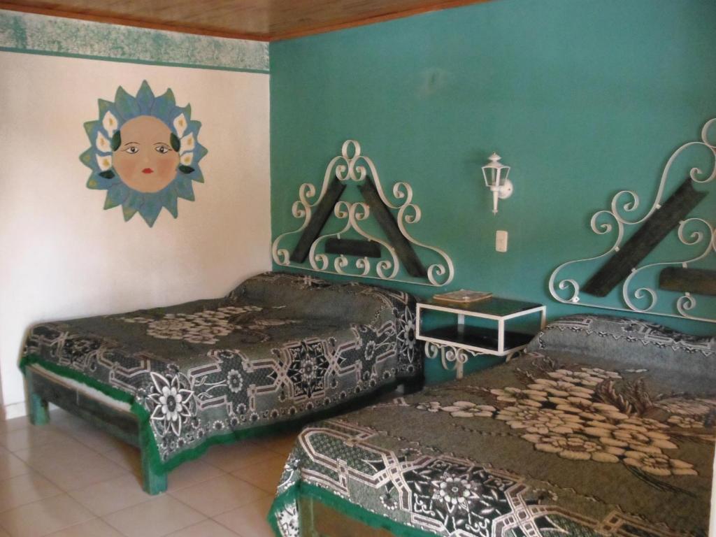 Paraiso Del Bosque Hotel Creel Room photo